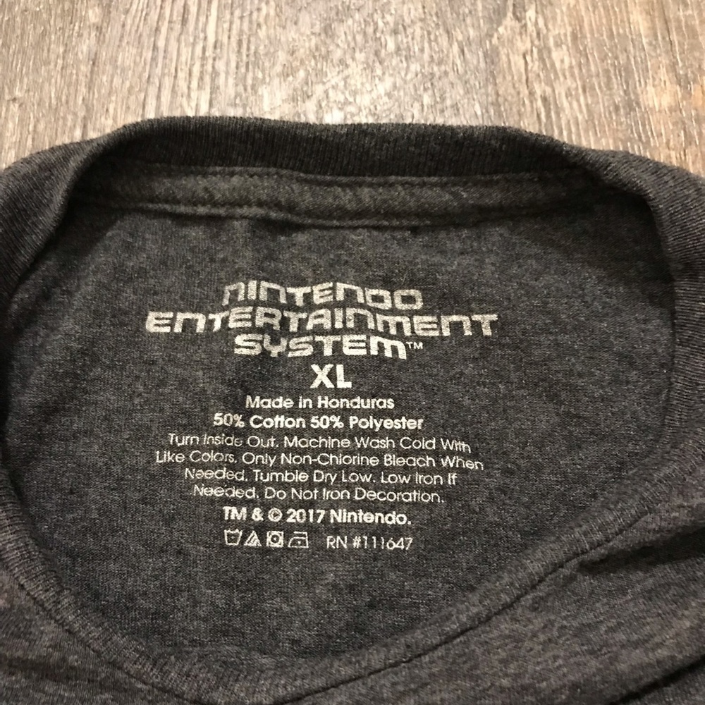 Nintendo T-shirt XL - Picture 3 of 4